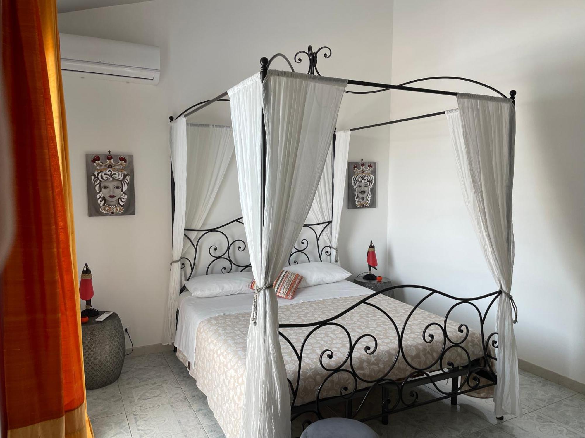 Tuttifrutti Holiday Acireale Exterior foto
